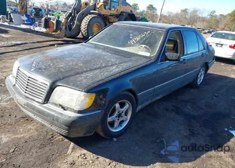 1999 Mercedes-Benz S 420 z USA, uszkodzony, nr VIN WDBGA43GXXA425949